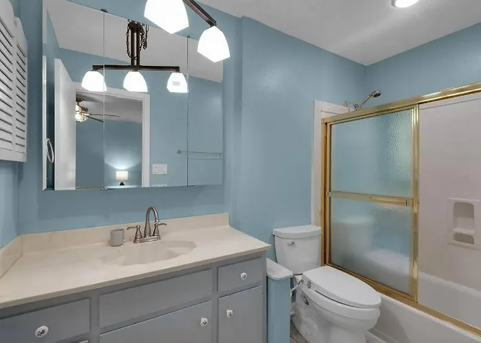 Apartment Quiet Relaxing - Close To Downtown & 4br-2bt *