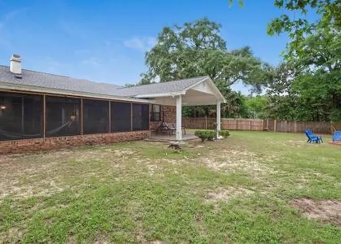 Quiet Relaxing - Close To Downtown & 4br-2bt * Pensacola